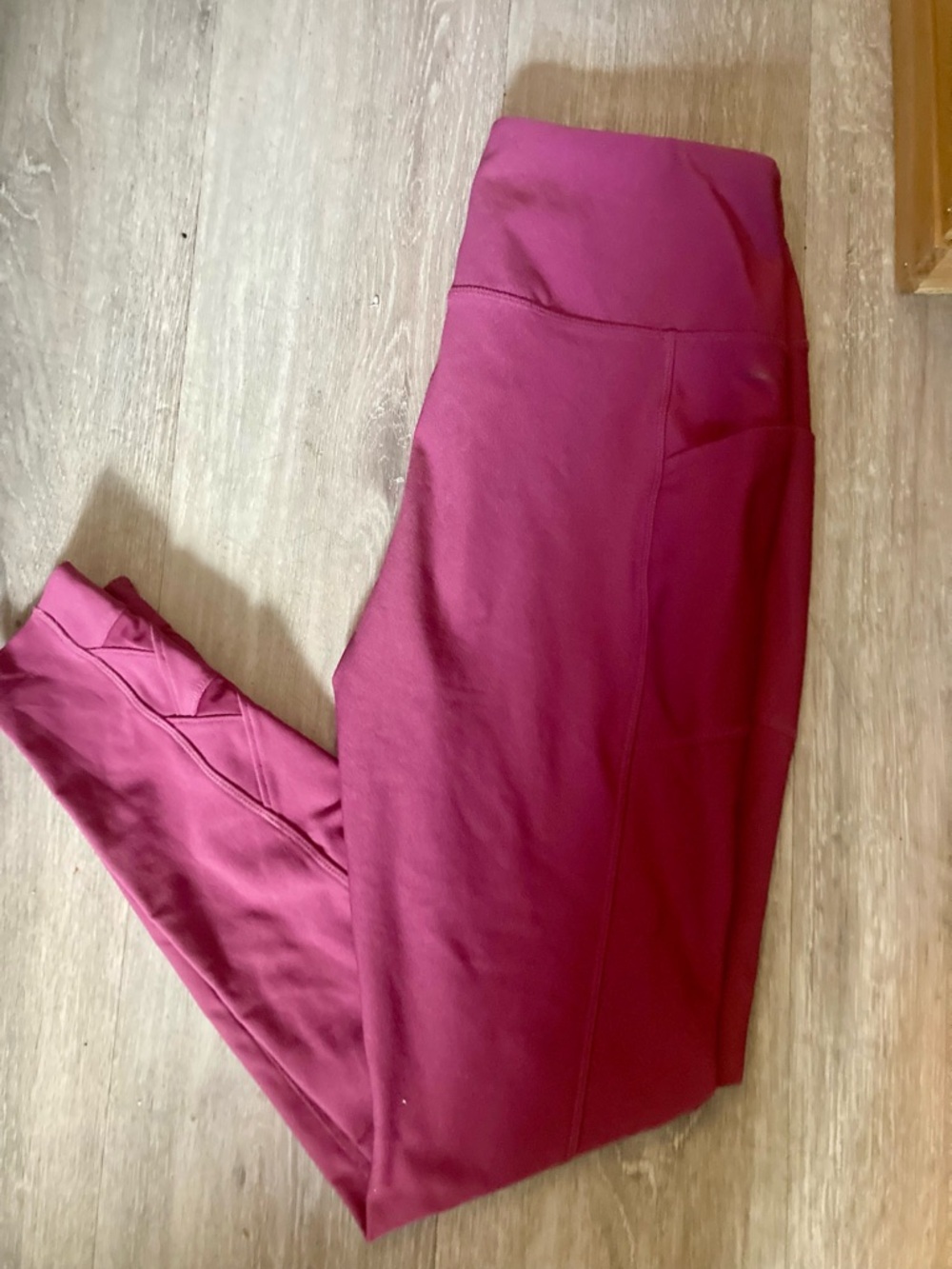 Mondetta High-Waist Magenta Leggings